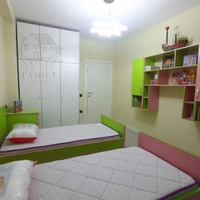 Tirane, shitet apartament 4+1+BLK Kati 4, 120 m² 109.000 Euro (astir)