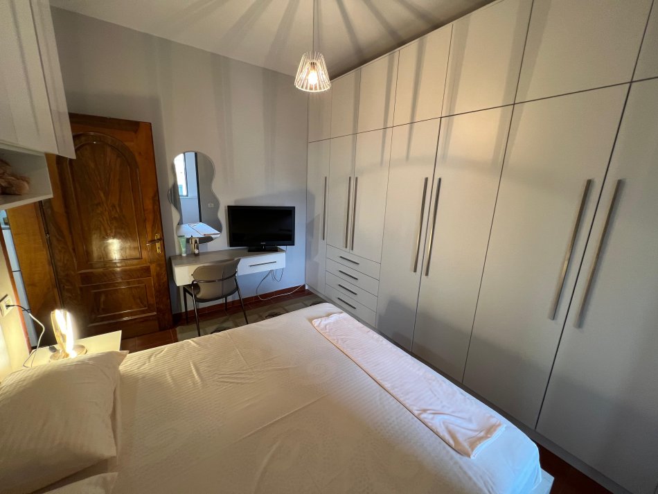 Tirane, jepet me qera apartament 1+1 Kati 3, 70 m² 600 € (21 dhjetori)