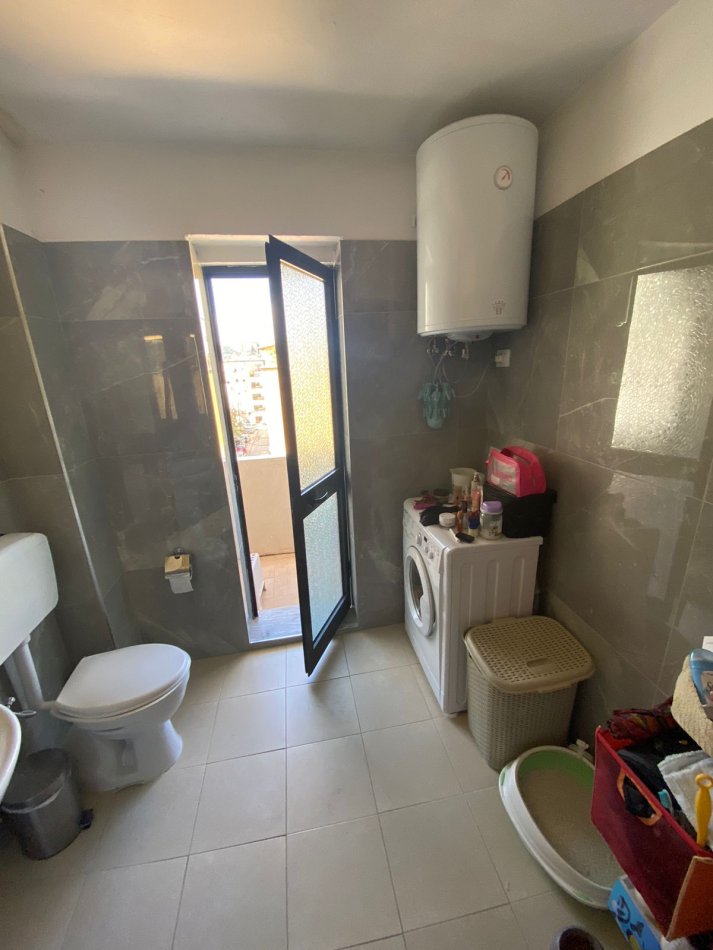 Tirane, shitet apartament 1+1+Aneks+Ballkon Kati 4, 65 m² 95.000 € (vasil shanto)