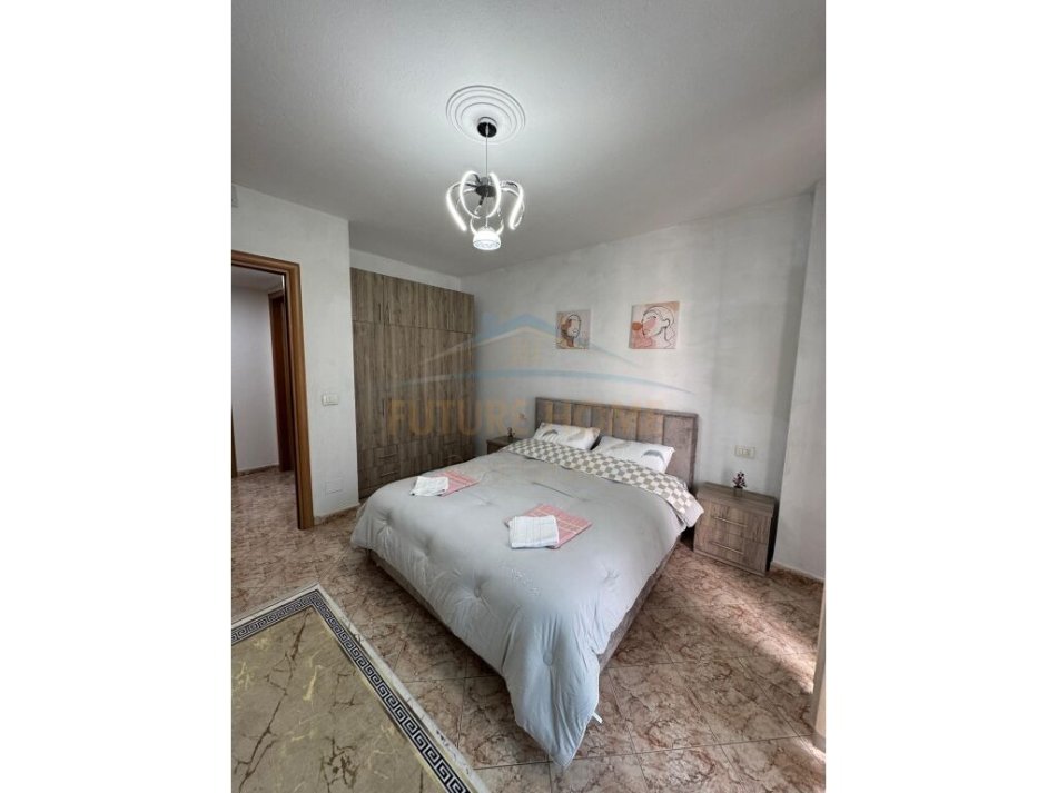 Tirane, jepet me qera apartament 2+1 Kati 9, 105 m² 750 € (Stacionii Trenit)