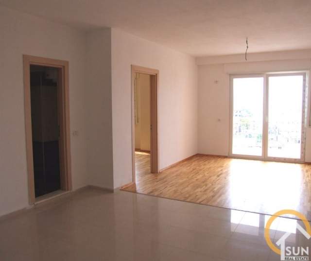 Shkoder, shitet apartament 1+1+BLK Kati 5, 65 m² 39.000 Euro (DERGUT)