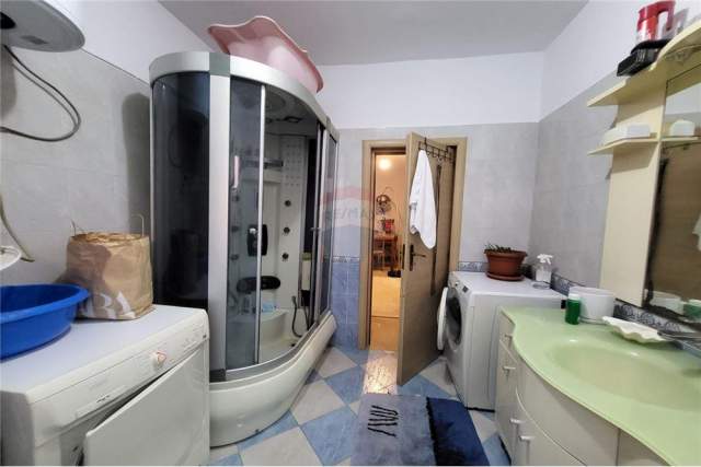 Tirane, shitet apartament Kati 6, 97 m² 130.000 Euro (21 Dhjetori)