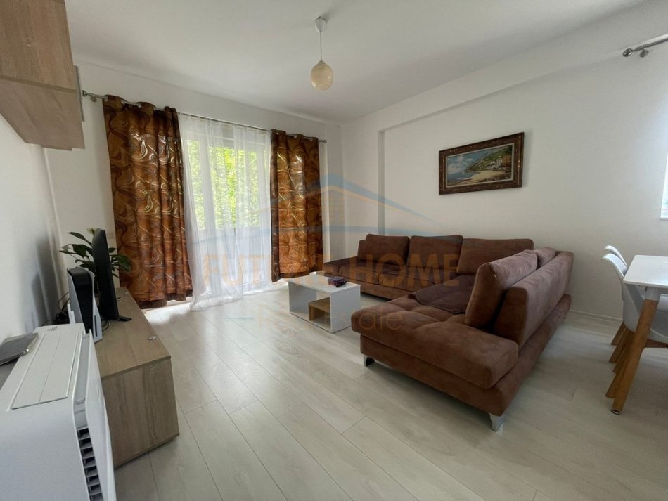 0683487469  Tirane, jepet me qera apartament 2+1+Ballkon Kati 2, 102 m² 600 € (Liqeni i Thate)