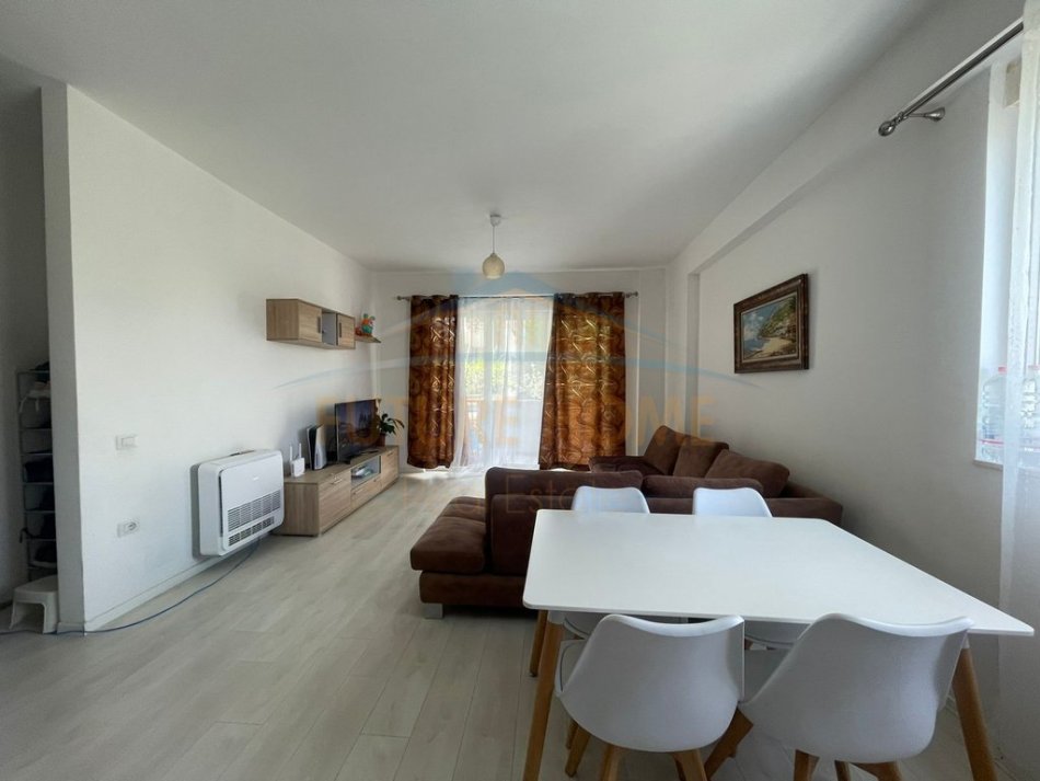 0683487469  Tirane, jepet me qera apartament 2+1+Ballkon Kati 2, 102 m² 600 € (Liqeni i Thate)
