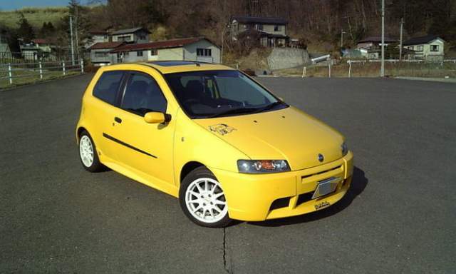 Shkoder, shes makine FIAT PUNTO HGT SPORTIVE Viti 2000, 2100 Euro