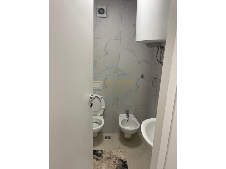 0683487469  Shqiperi, jepet me qera apartament 2+1+Ballkon Kati 3, 94 m² 750 € (Kompleksi Fiori Di Bosco , Don Bosko)