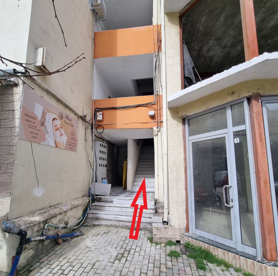 Fier, shitet Apartament Kati 2, 57 m² 3.157.000 Leke (Lagja 29 Nentori)