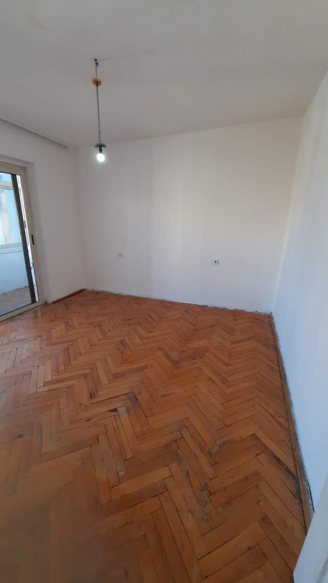 Tirane, shes apartament 2+1 Kati 5, 76 m² 78.000 Euro (Rruga Naim Frashëri Tiranë,Shqipëria)