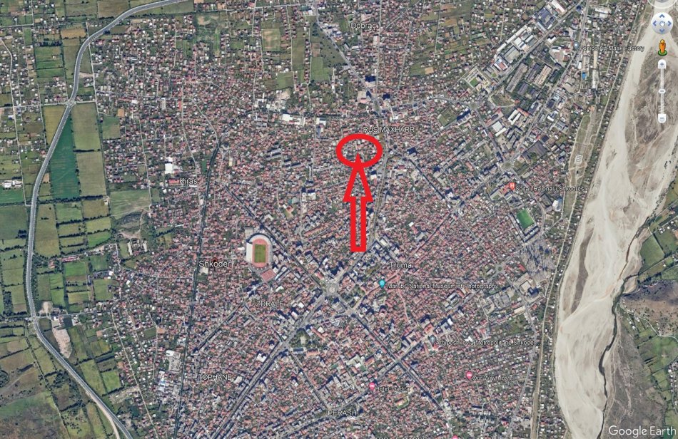 Shkoder, Shitet Truall me siperfaqe 297.5 m² dhe Ndertese me siperfaqe 297.5 m², 23,680,000 Leke