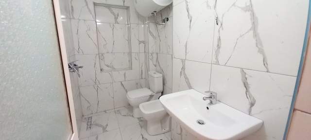 Tirane, shes apartament 1+1+BLK Kati 4, 46 m² 60.000 Euro (Bajram Curri)