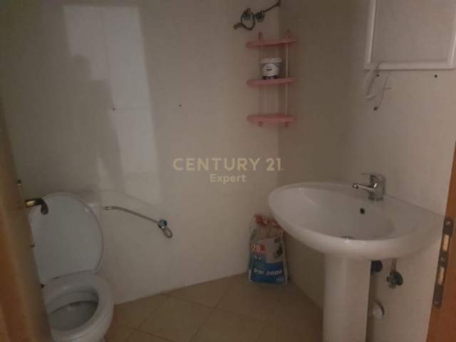 Tirane, shitet apartament 2+1+BLK Kati 5, 122 m² 106.000 Euro (Astiri)