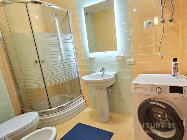Tirane, jepet me qera apartament 1+1+BLK Kati 3, 60 m² 380 Euro (Liqeni i Thatë)