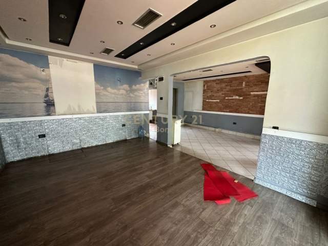Tirane, jepet me qera ambjent biznesi Kati 0, 157 m² 800  (Ali Demi)