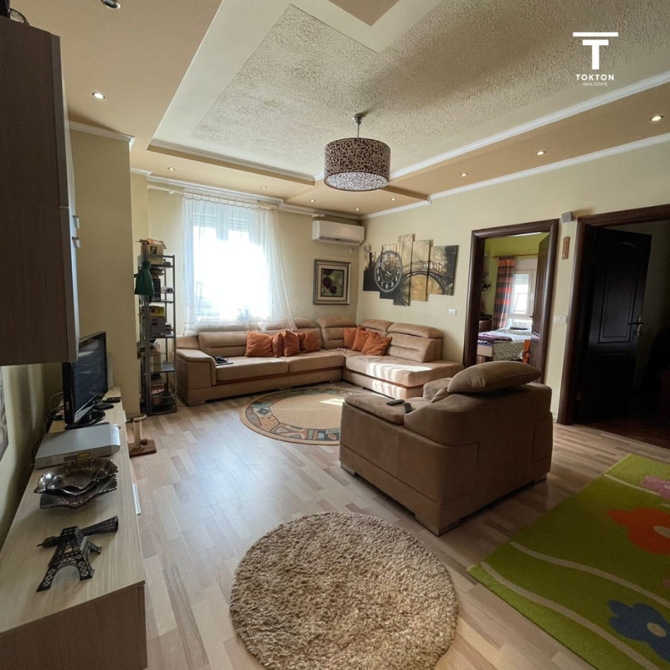 SHITET, APARTAMENT 3+1+2+GARAZH, BRRYLI, TIRANË, 235,000 EURO