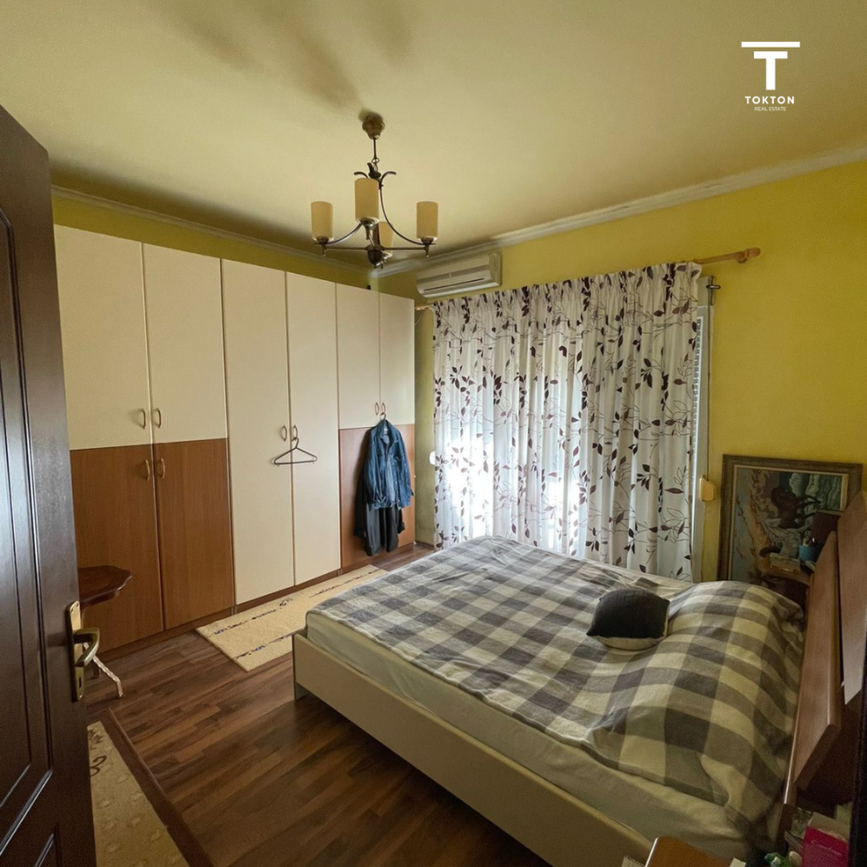 SHITET, APARTAMENT 3+1+2+GARAZH, BRRYLI, TIRANË, 235,000 EURO