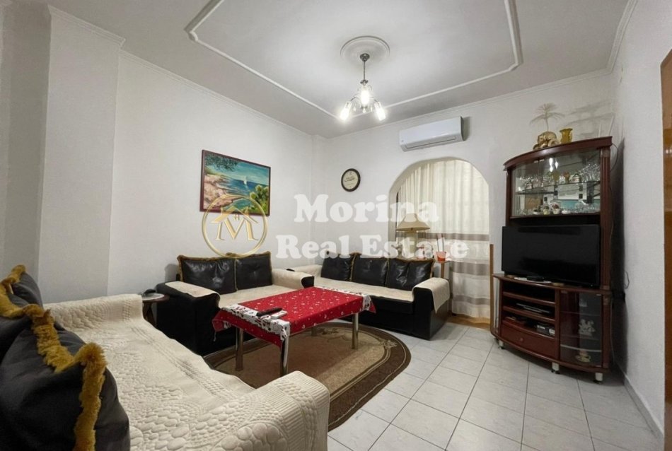 Tirane, jepet me qera shtepi 3+1 Kati 1, 106 m² 450 € (Sauk)