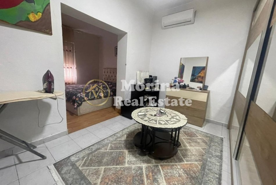 Tirane, jepet me qera shtepi 3+1 Kati 1, 106 m² 450 € (Sauk)