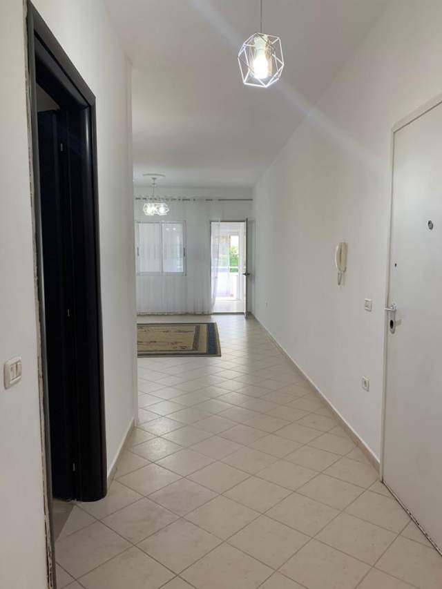 Tirane, shitet apartament 2+1+BLK Kati 3, 87 m² 70.000 Euro (fresk)