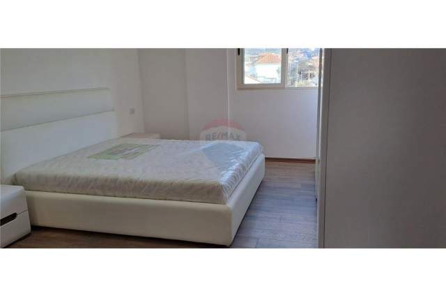 Tirane, shitet apartament 2+1+BLK Kati 4, 110 m² 89.000 Euro (Feim Ibrahimi)