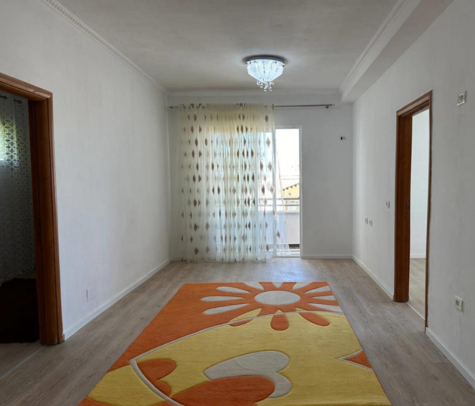 Tirane, shitet apartament 2+1 Kati 2, 96.000 €