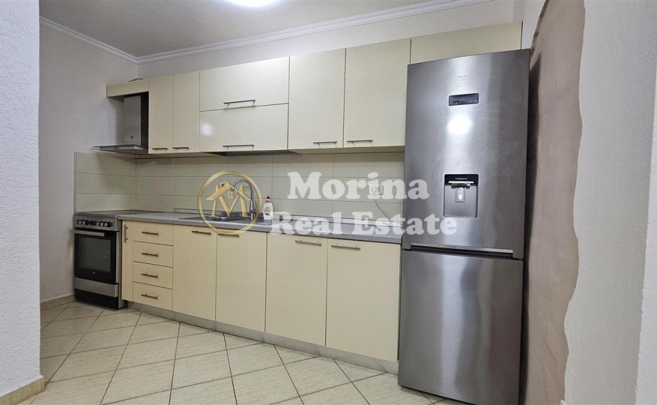 Tirane, jepet me qera apartament 2+1 Kati 4, 70 m² 550 € (5 Maji)