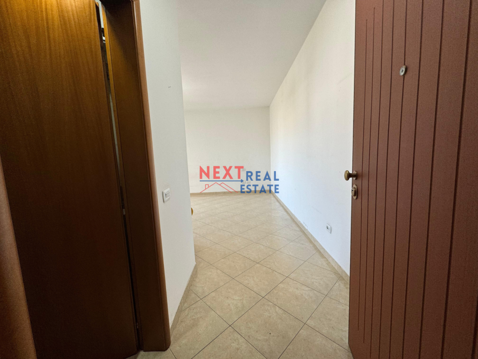 Vlore, shitet garsonier 1+1+Ballkon , 49 m² 77.000 € (PLAZH I VJETER)