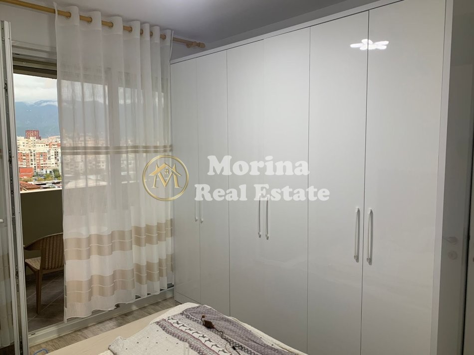 Tirane, jepet me qera apartament 1+1 Kati 4, 70 m² 550 € Golden Park