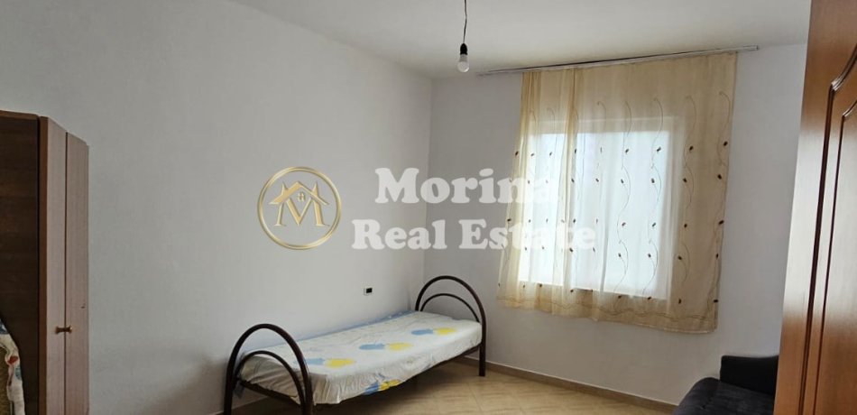 Tirane, jepet me qera shtepi 2+1 Kati 2, 119 m² 650 € (Rruga Kavajes)
