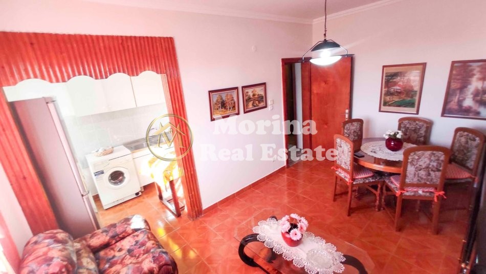 Tirane, jepet me qera apartament 2+1 Kati 4, 78 m² 600 € (Qender)