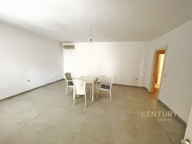 Tirane, shitet apartament Kati 0, 134 m² 120.600 Euro