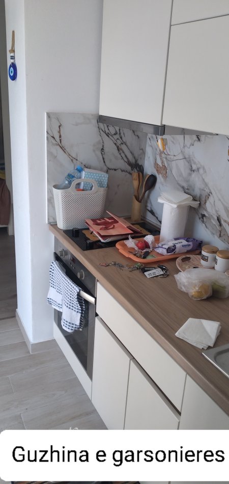 Pogradec, jepet me qera garsonier 1+1 Kati 1, 40 € (Pogradec)