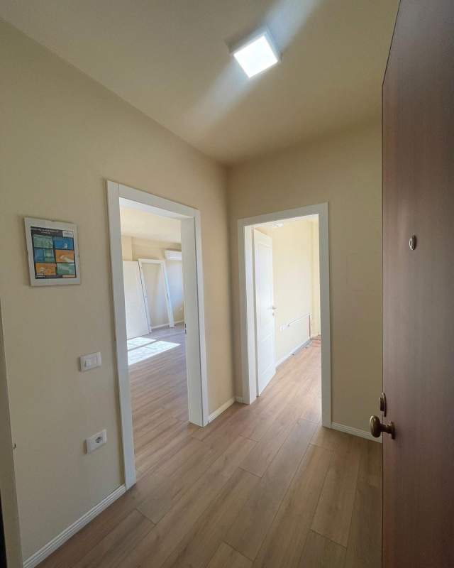 Tirane, jepet me qera apartament Kati 4, 140 m² 500 Euro (teodor keko)