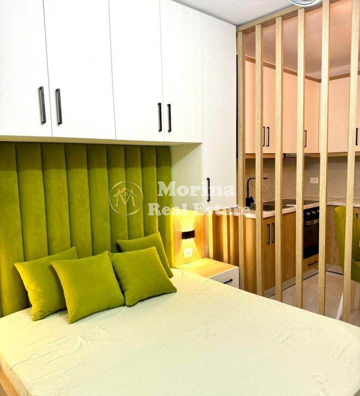 Tirane, jepet me qera garsonier Kati 4, 50 m² 500€ (Komuna Parisit)