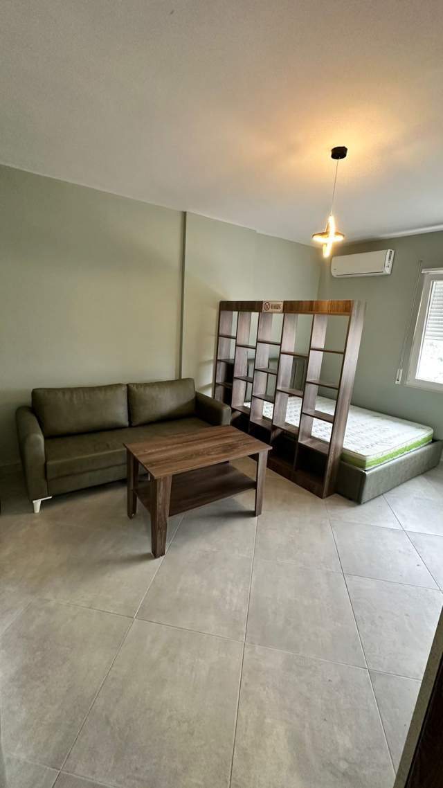 Tirane, jepet me qera apartament Kati 3, 50 m² 400 Euro (Don Bosko)