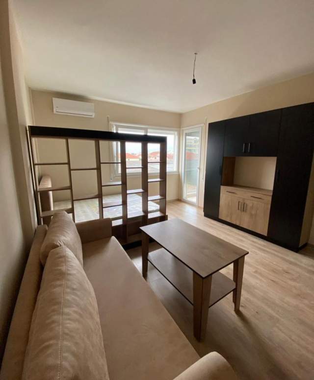 Tirane, jap me qera apartament Kati 3, 50 m² 400 Euro (Don Bosko)