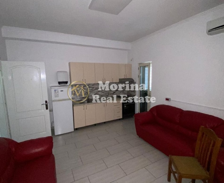 Tirane, jepet me qera shtepi 2+1 Kati 2, 90 m² 500 € (Vilat Amerikane)