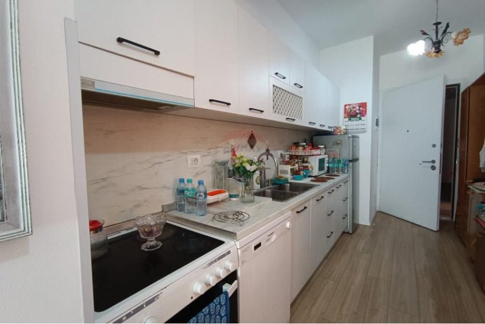 Tirane, shitet apartament 2+1 Kati 2, 83 m² 112.800 € (Ali Demi)