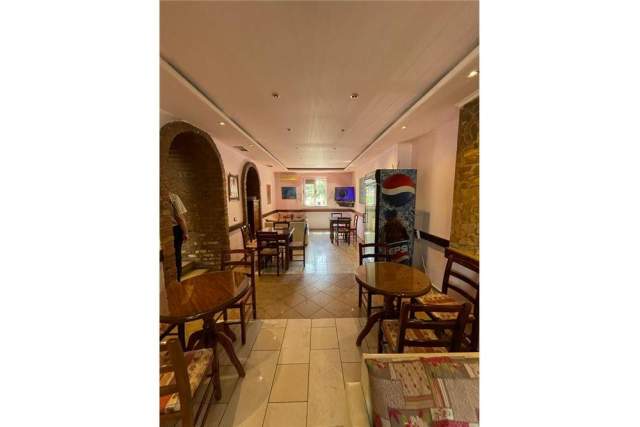 Tirane, jepet me qera ambjent biznesi Kati 0, 180 m² 2.000 Euro (Pjeter Bogdani)