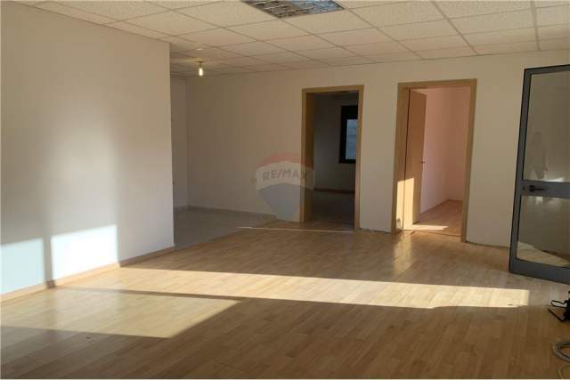 SUPER OKAZION Tirane, shes apartament 2+1+A+BLK Kati 4, 101 m² 110.000 Euro (Shushica)