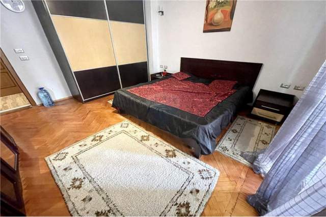 Tirane, jepet me qera apartament 2+1+BLK Kati 4, 80 m² 450 Euro (Pazari i Ri)