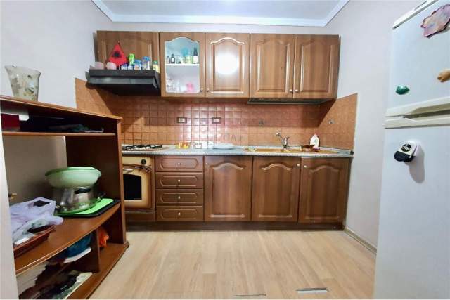 Tirane, shitet apartament 2+1 Kati 6, 86 m² 80.000 Euro (Rr. Irfan Tomini - Selitë)