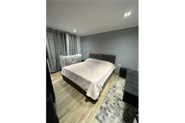 Tirane, shitet apartament 1+1 Kati 6, 55 m² 62.000 Euro (Shkolla e Bashkuar)