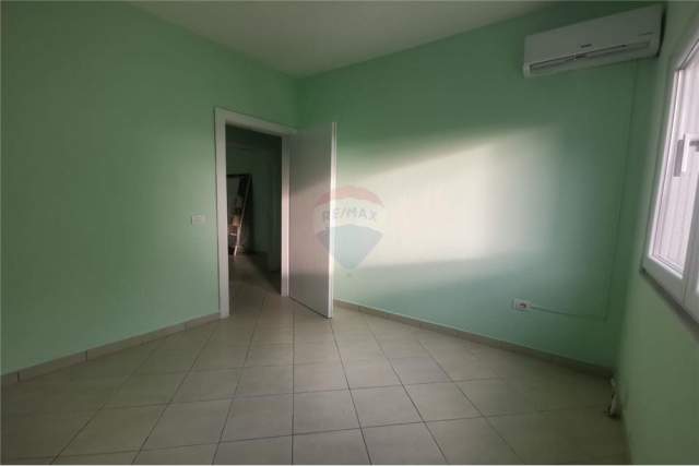Tirane, shitet apartament 3+1+BLK Kati 6, 105 m² 98.500 Euro (RRuga Llazi Miho)