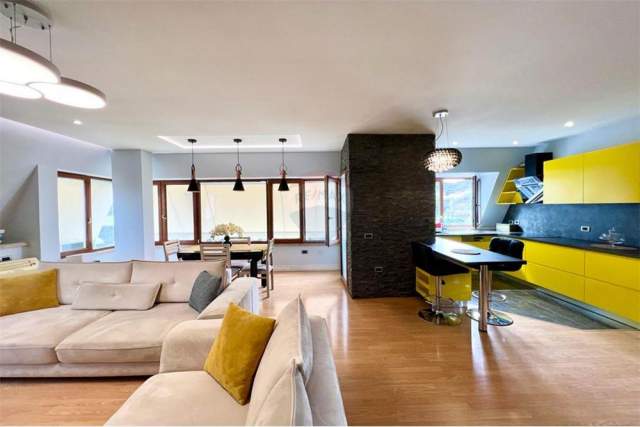 Tirane, shitet apartament 2+1+BLK Kati 6, 115 m² 180.000 Euro (Liqeni i Tiranes)