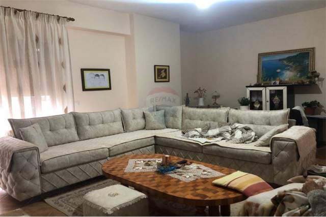 Vlore, shitet apartament 2+1+BLK Kati 5, 125 m² 75.000 Euro (Rruga Transballkanike)
