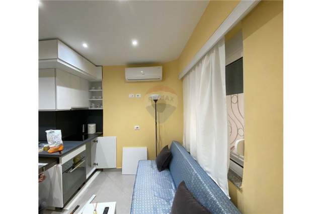 Tirane, jepet me qera 1+1 Kati 1, 50 m² 400 Euro (21 dhjetori)