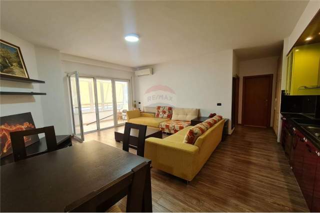 Tirane, shitet apartament 2+1+BLK Kati 4, 66 m² 105.000 Euro (Trendafili i Bardhe)