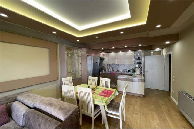 Tirane, jepet me qera apartament 2+1+BLK Kati 2, 101 m² 1.000  (Rruga e Dibres)