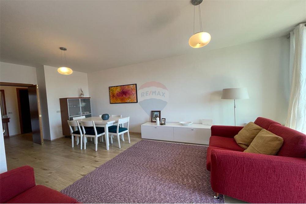 Apartament per qira 2+1+2 tek Liceu Artistik 1300 Euro/Muaj