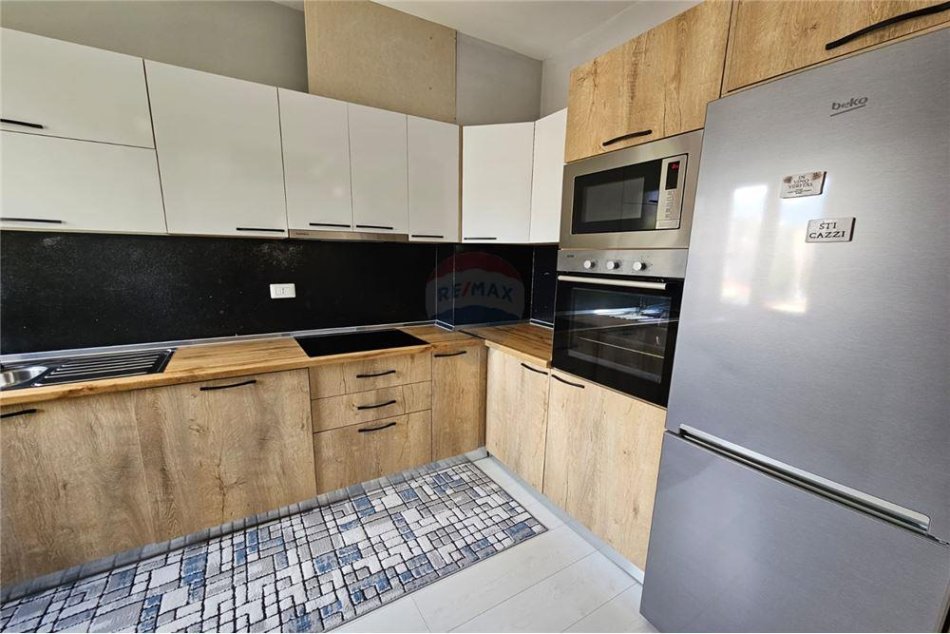 Tirane, shitet apartament 2+1+Ballkon, Kati 3, 95 m² 190,000 € (Rruga e Dibres)